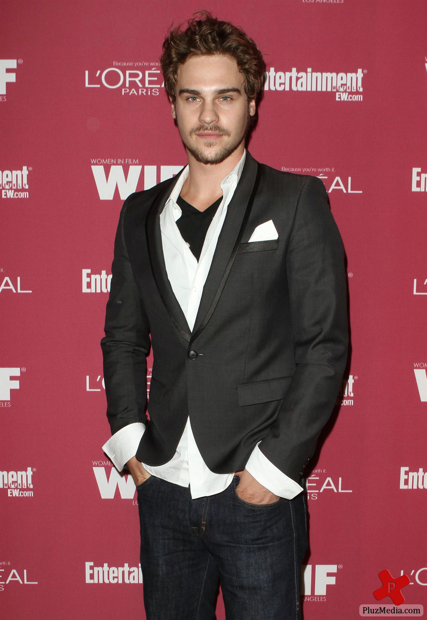 2011 Entertainment Weekly And Women In Film Pre-Emmy Party photos | Picture 79531